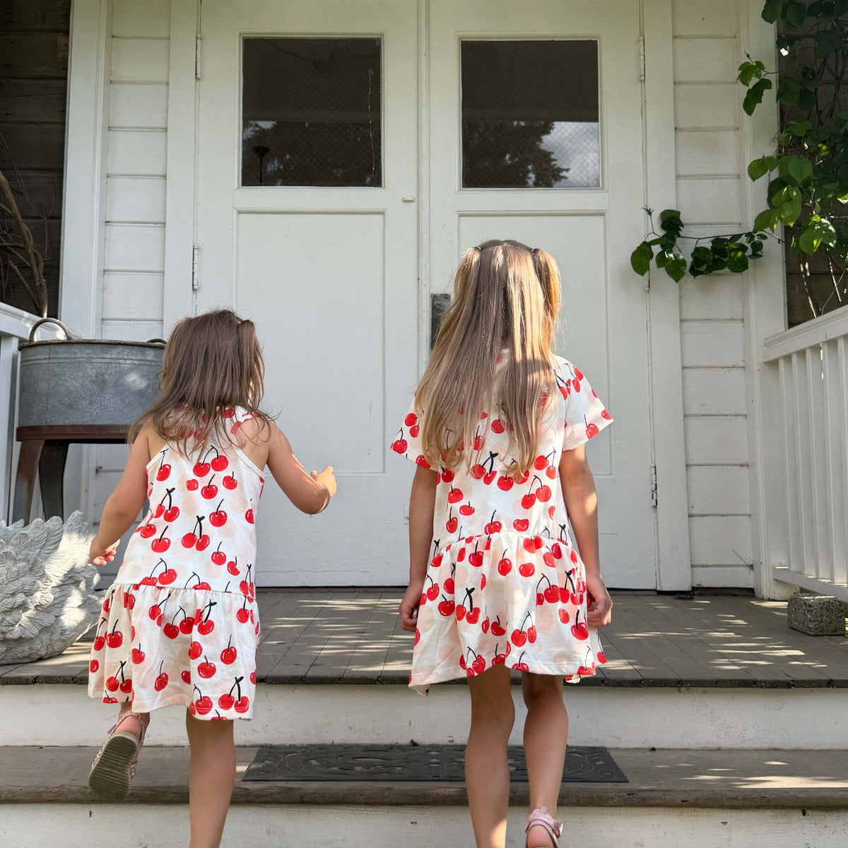 Milwaukee Dress - Cherries Red