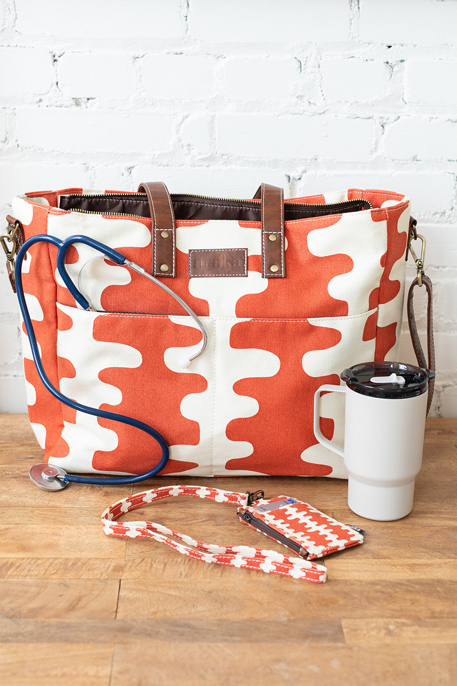 Essential Tote - Echo Tangerine