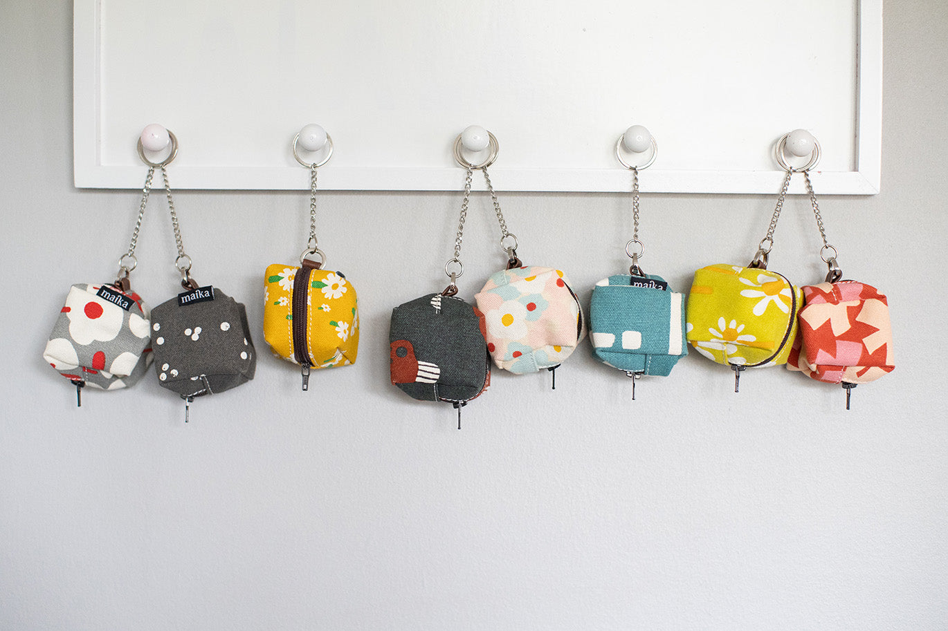 Mini Cube Key Ring - Enid