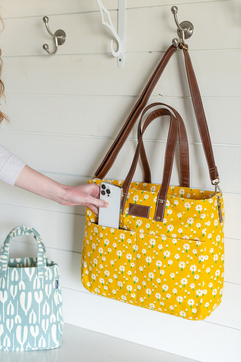 Essential Tote - Carmel