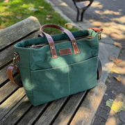 Essential Tote - Waxed Hunter Green