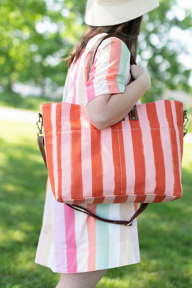 Essential Tote - Linea Red/Pink