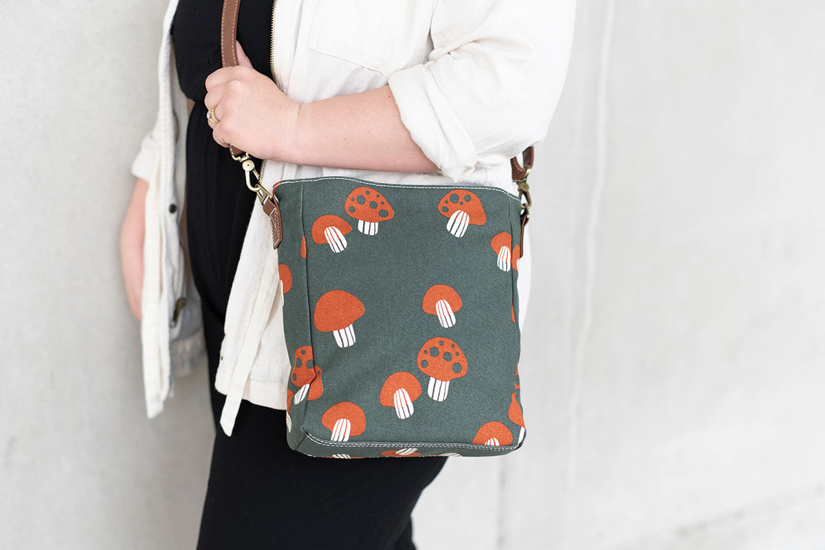 City Sling - Mendocino