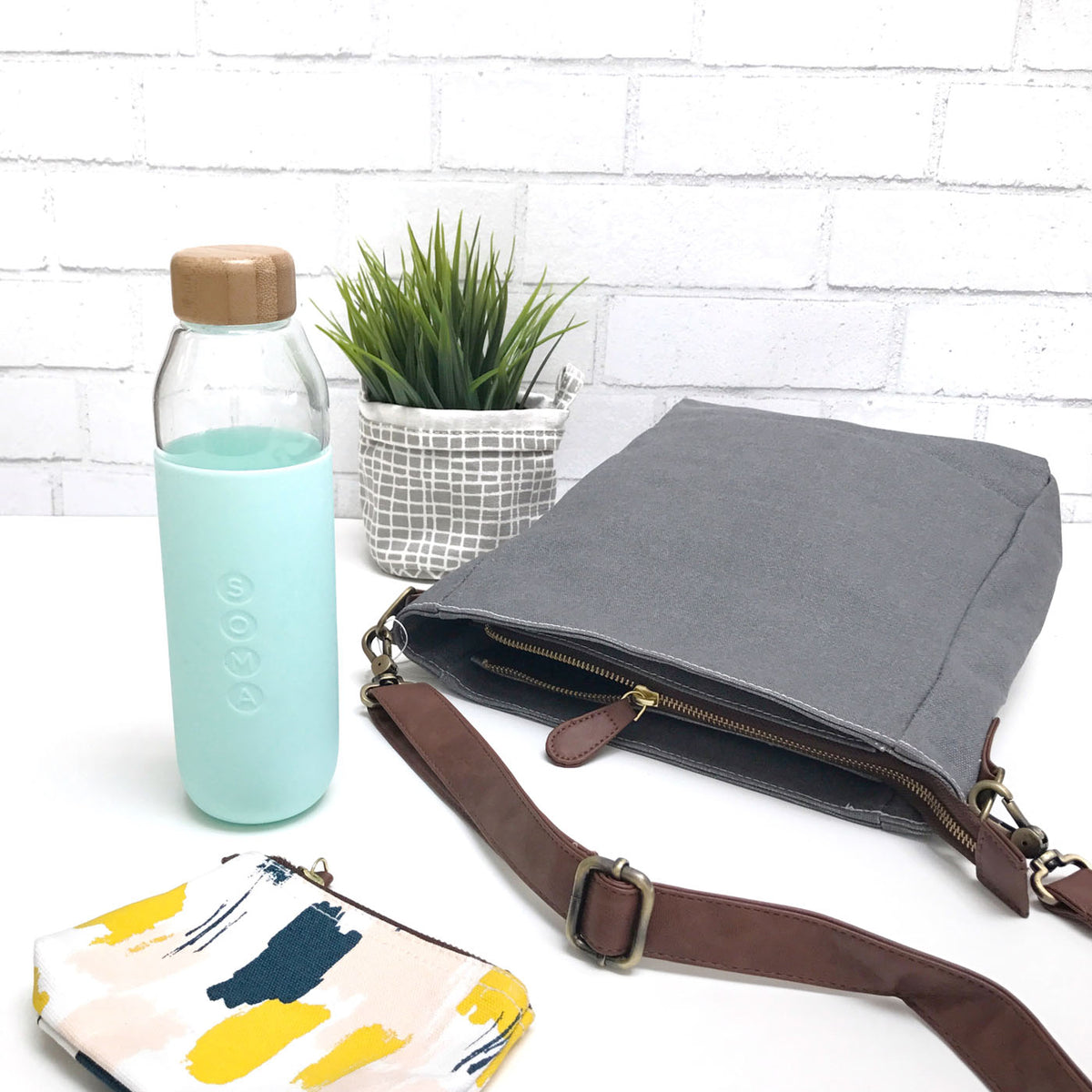 City Sling - Waxed Ash