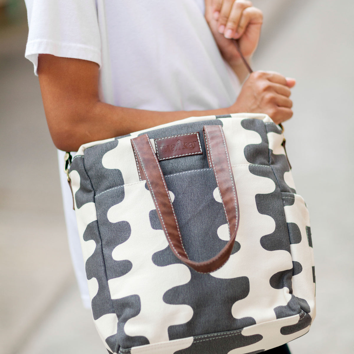 Thirty one camo 2025 tote