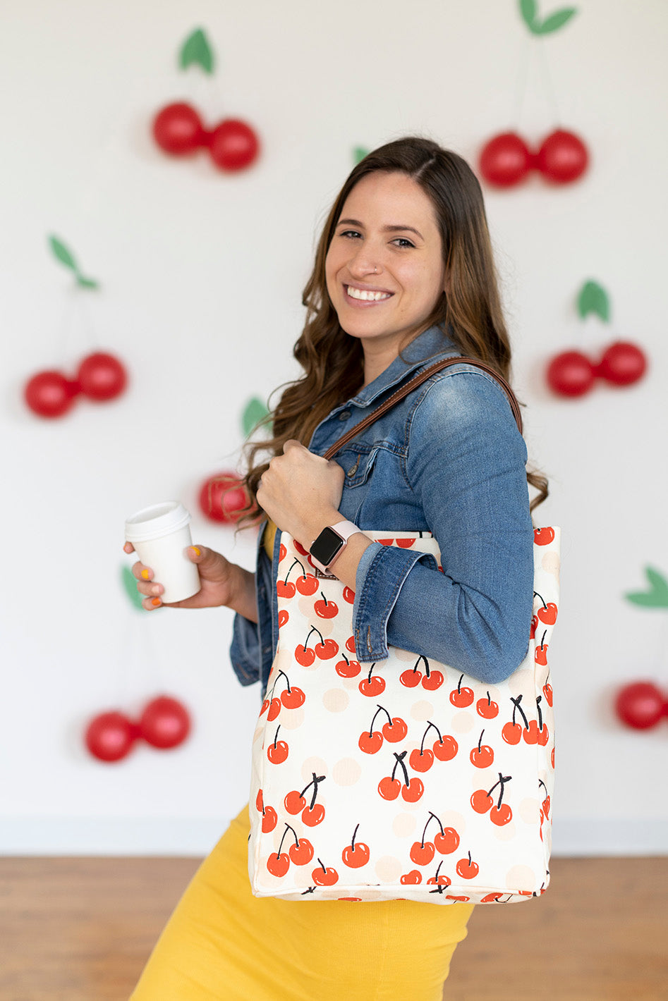Market Tote - Cherries
